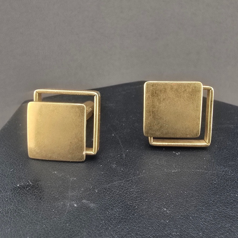Vintage Krementz Cufflinks Gold Tone Geometric Square Signed Toggle
